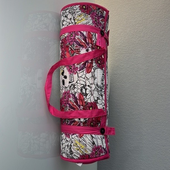 Betsey Johnson Beach Mat NWT - Picture 4 of 8